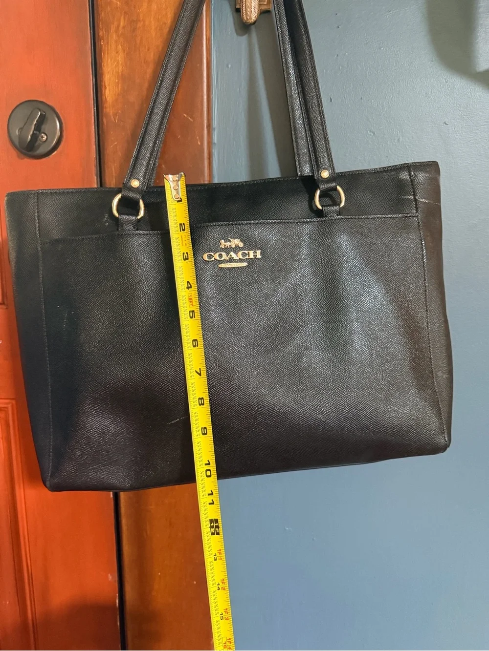 Coach Tote – Black Crossgrain Leather Shoulder Bag